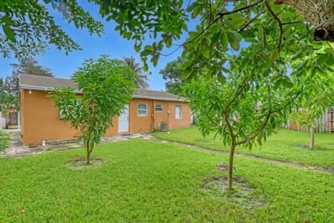 1627 4th Court, Boynton Beach FL - photo 22 of 25