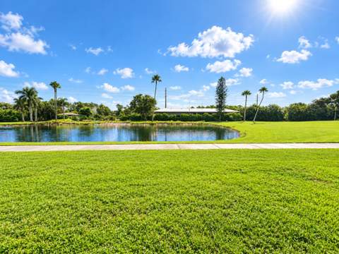 12849 SE Berwick Court, Hobe Sound FL - photo 13 of 15