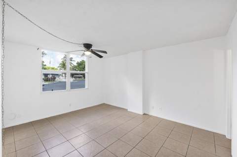 113 Royal Park Drive #1H, Oakland Park FL - photo 13 of 30
