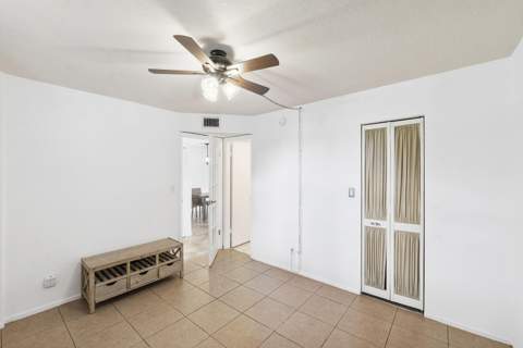 113 Royal Park Drive #1H, Oakland Park FL - photo 19 of 30