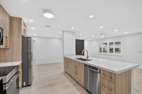 1304 SW 23rd Street, Boynton Beach FL - photo 10 of 55