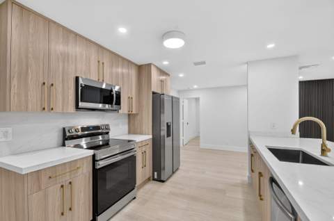 1304 SW 23rd Street, Boynton Beach FL - photo 11 of 55