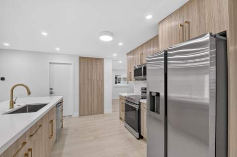 1304 SW 23rd Street, Boynton Beach FL - photo 12 of 55