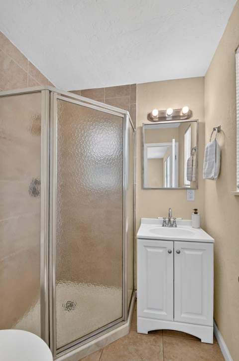 603 N Broadway, Lantana FL - photo 16 of 42