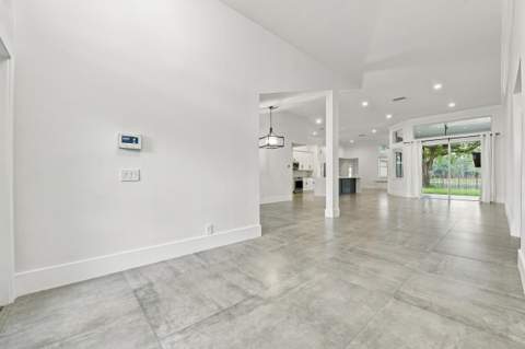 2559 Jardin Lane, Weston FL - photo 12 of 68