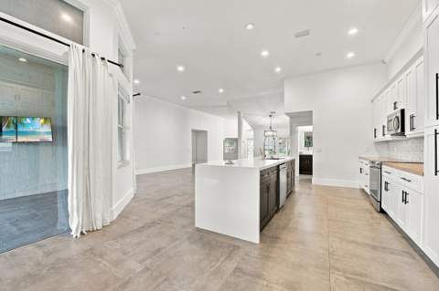 2559 Jardin Lane, Weston FL - photo 11 of 68