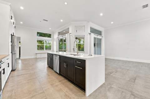2559 Jardin Lane, Weston FL - photo 8 of 68