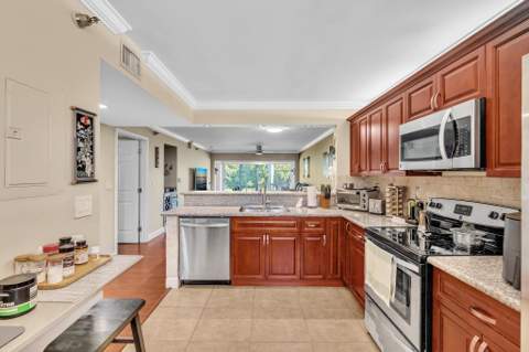 460 NW 67th Street #L105, Boca Raton FL - photo 9 of 30