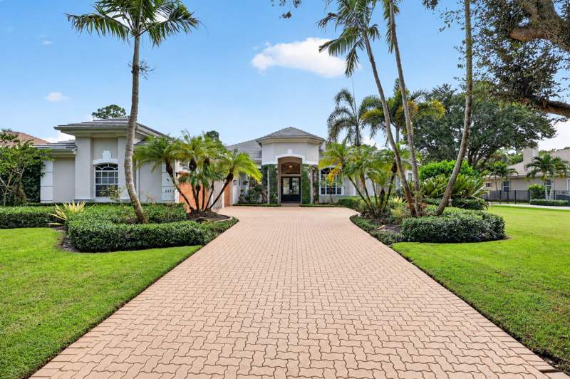 4 bedroom Single Family Residence at 851 Forest Glen Lane, Binks Forest Of The Landings At Wellington, Wellington — photo 4