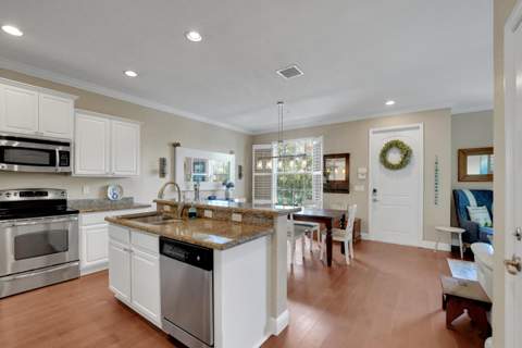 243 SW 7th Street, Pompano Beach FL - photo 9 of 56
