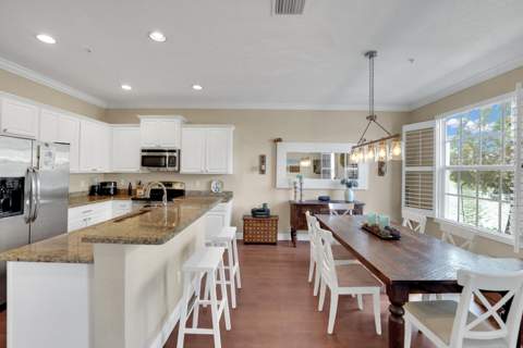243 SW 7th Street, Pompano Beach FL - photo 10 of 56
