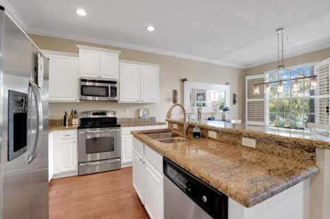 243 SW 7th Street, Pompano Beach FL - photo 14 of 56