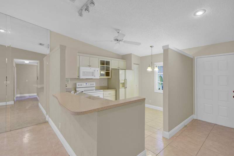 2 bedroom Villa at 8864 Sunscape Lane, Whisper Walk Condos, Boca Raton — photo 4