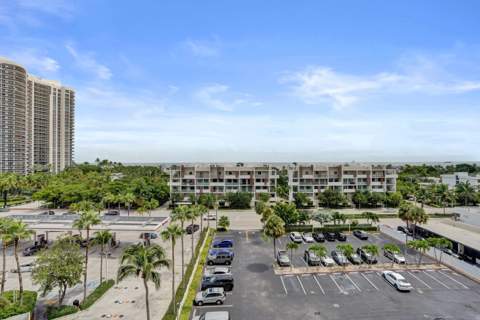 3031 N Ocean Boulevard #805, Fort Lauderdale FL - photo 22 of 75
