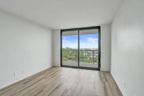 3031 N Ocean Boulevard #805, Fort Lauderdale FL - photo 19 of 75