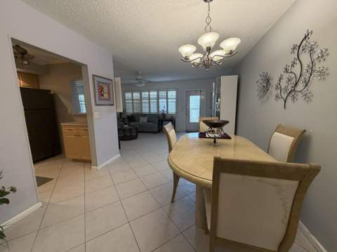 130 Southampton B, West Palm Beach FL - photo 7 of 22