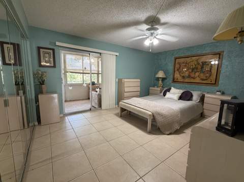 130 Southampton B, West Palm Beach FL - photo 10 of 22