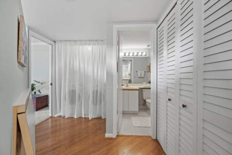 24 Uno Lago Drive, Juno Beach FL - photo 23 of 61