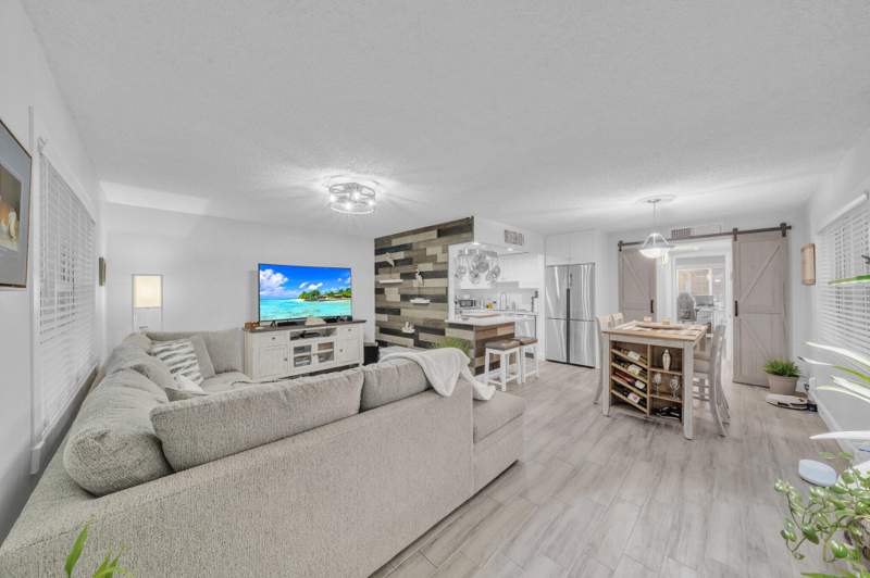 1 bedroom Condominium at 544 Capri L, Kings Point Capri Condos, Delray Beach — photo 4
