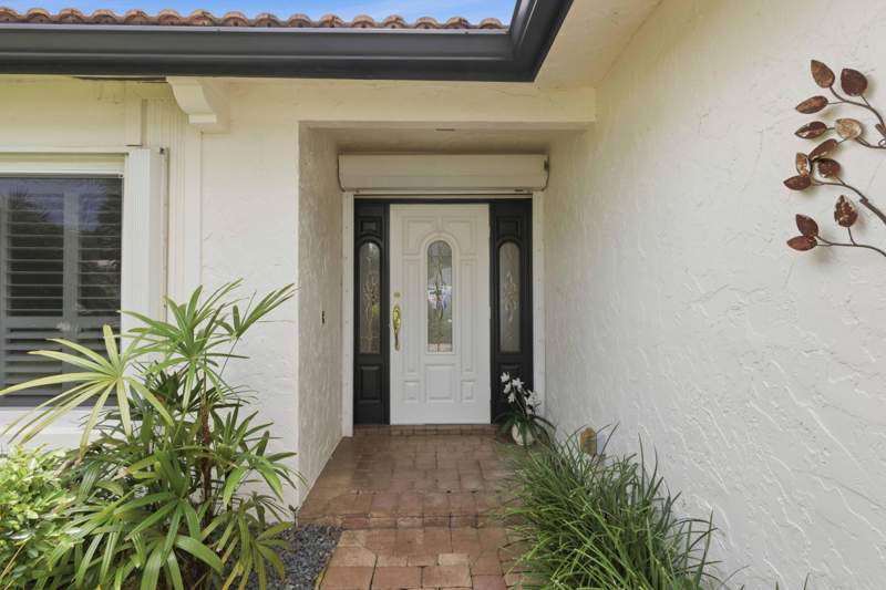 3 bedroom Single Family Residence at 22041 Colony Drive, Colony Woods, Boca Raton — photo 2