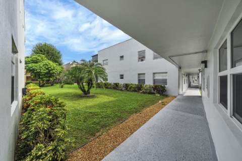 544 Capri L, Delray Beach FL - photo 23 of 24