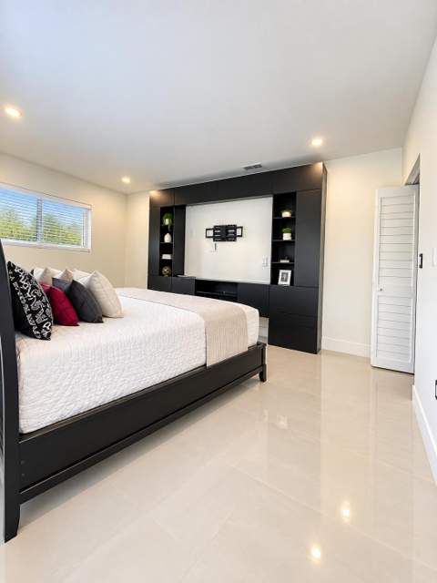 345 Pinehurst Road, Palm Springs FL - photo 17 of 26