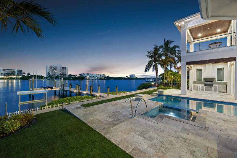 4 bedroom Single Family Residence at 3433 Harbor Road, Jupiter Heights, Jupiter — photo 4