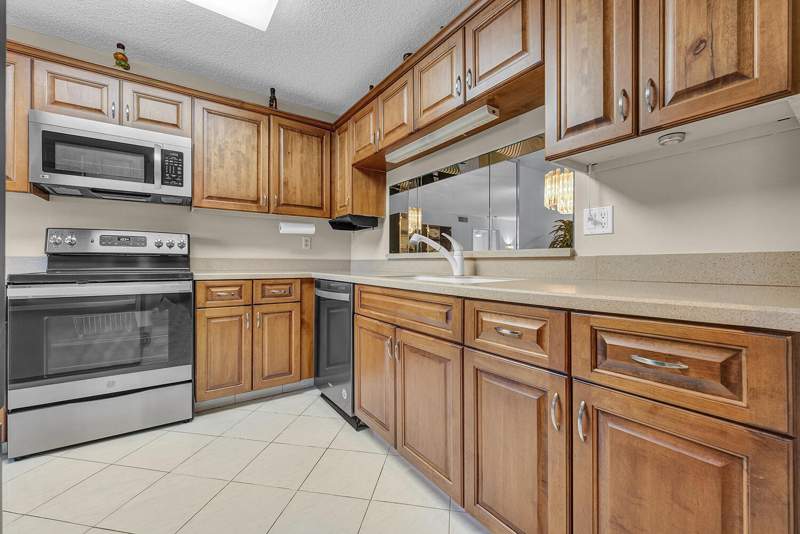 2 bedroom Condominium at 15074 Witney Road #205, Watersedge At The Lakes Of Delray, Delray Beach — photo 4