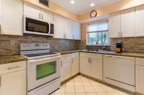 557 Piedmont L, Delray Beach FL - photo 6 of 23