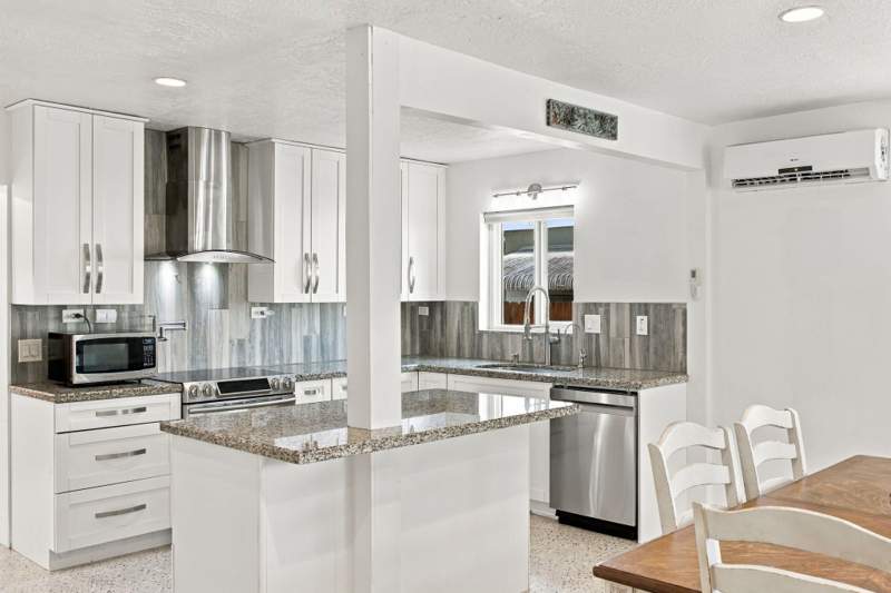 3 bedroom Single Family Residence at 245 SW 5th Street, Dania Heights, Dania Beach — photo 5
