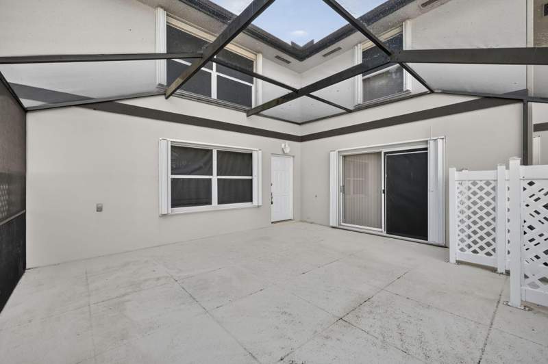 2 bedroom Townhouse at 11 Amherst Court #D, Stamford At Royal Palm Beach, Royal Palm Beach — photo 3