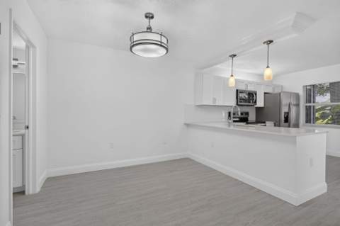 11 Amherst Court #D, Royal Palm Beach FL - photo 8 of 24