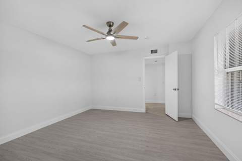 11 Amherst Court #D, Royal Palm Beach FL - photo 16 of 24