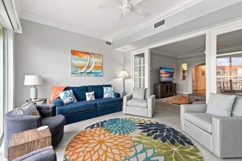 17 Harbour Isle Drive #Unit 304, Fort Pierce FL - photo 14 of 47