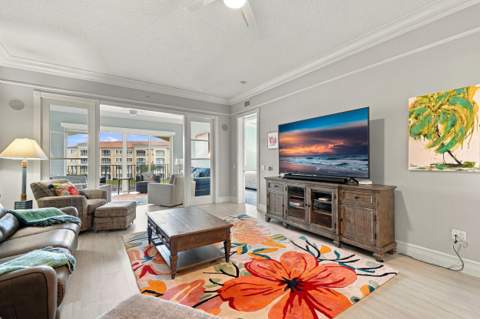 17 Harbour Isle Drive #Unit 304, Fort Pierce FL - photo 16 of 47