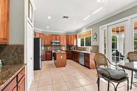 217 Lone Pine Drive, Palm Beach Gardens FL - photo 17 of 45
