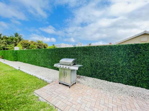 234 Hibiscus Avenue #271, Lauderdale-By-The-Sea FL - photo 24 of 31