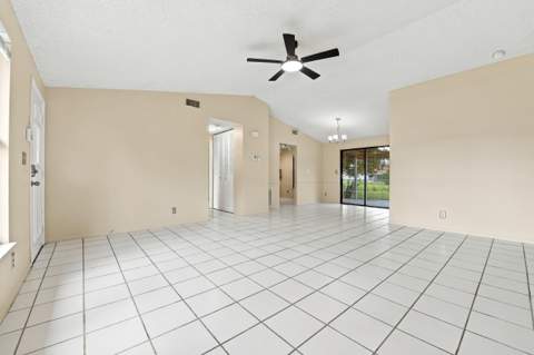 5141 Saint John Avenue, Boynton Beach FL - photo 8 of 43