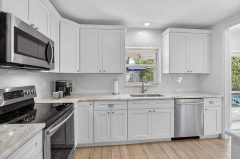 1501 Dale Lane, Delray Beach FL - photo 11 of 56