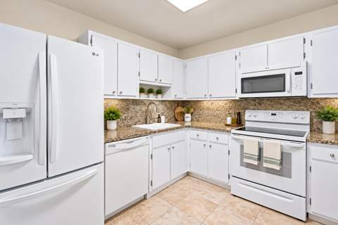 3800 Hillcrest Drive #1219, Hollywood FL - photo 6 of 31