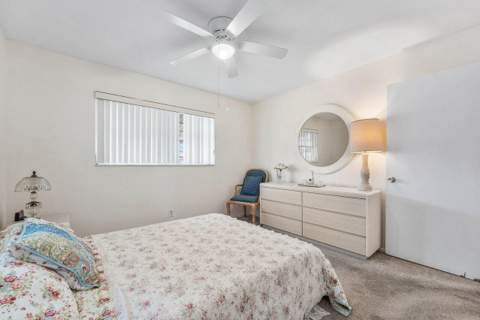 1005 Siesta Avenue, Boynton Beach FL - photo 15 of 36