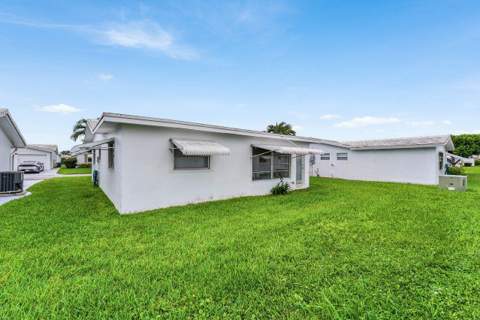 1005 Siesta Avenue, Boynton Beach FL - photo 21 of 36