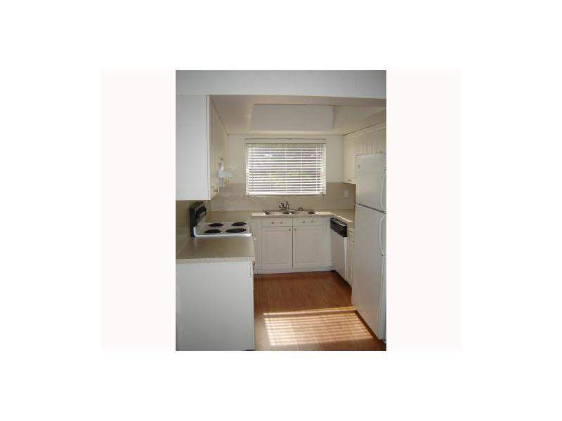1 bedroom Condominium at 3421 NE 15th Avenue, Finn Court Condo, Oakland Park — photo 3