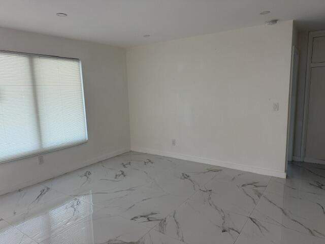 4 bedroom Single Family Residence at 4461 SW 34th Drive, Avon Isles, Dania Beach — photo 3