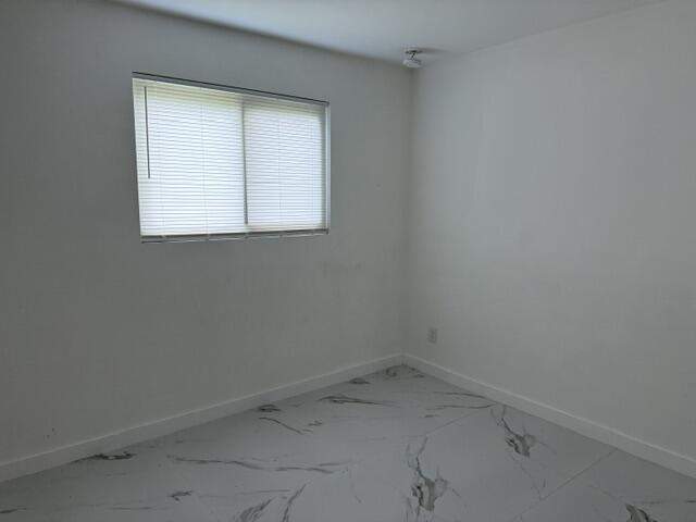 4 bedroom Single Family Residence at 4461 SW 34th Drive, Avon Isles, Dania Beach — photo 5