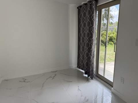 4461 SW 34th Drive, Dania Beach FL - photo 7 of 11