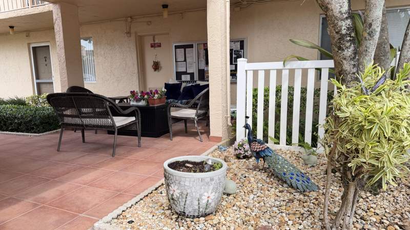 2 bedroom Condominium at 6865 Huntington Lane #203, Huntington Lakes Sec Two Condos, Delray Beach — photo 2