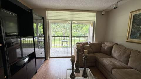 6865 Huntington Lane #203, Delray Beach FL - photo 15 of 28