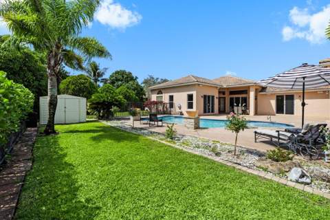 2933 E Fontana Court, Royal Palm Beach FL - photo 20 of 92