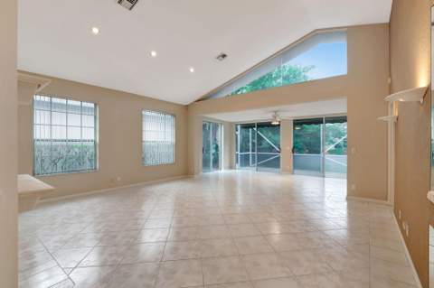 11081 Springbrook Circle, Boynton Beach FL - photo 13 of 37